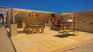 stand ADIDAS_RUNNING_THE_OCEANS